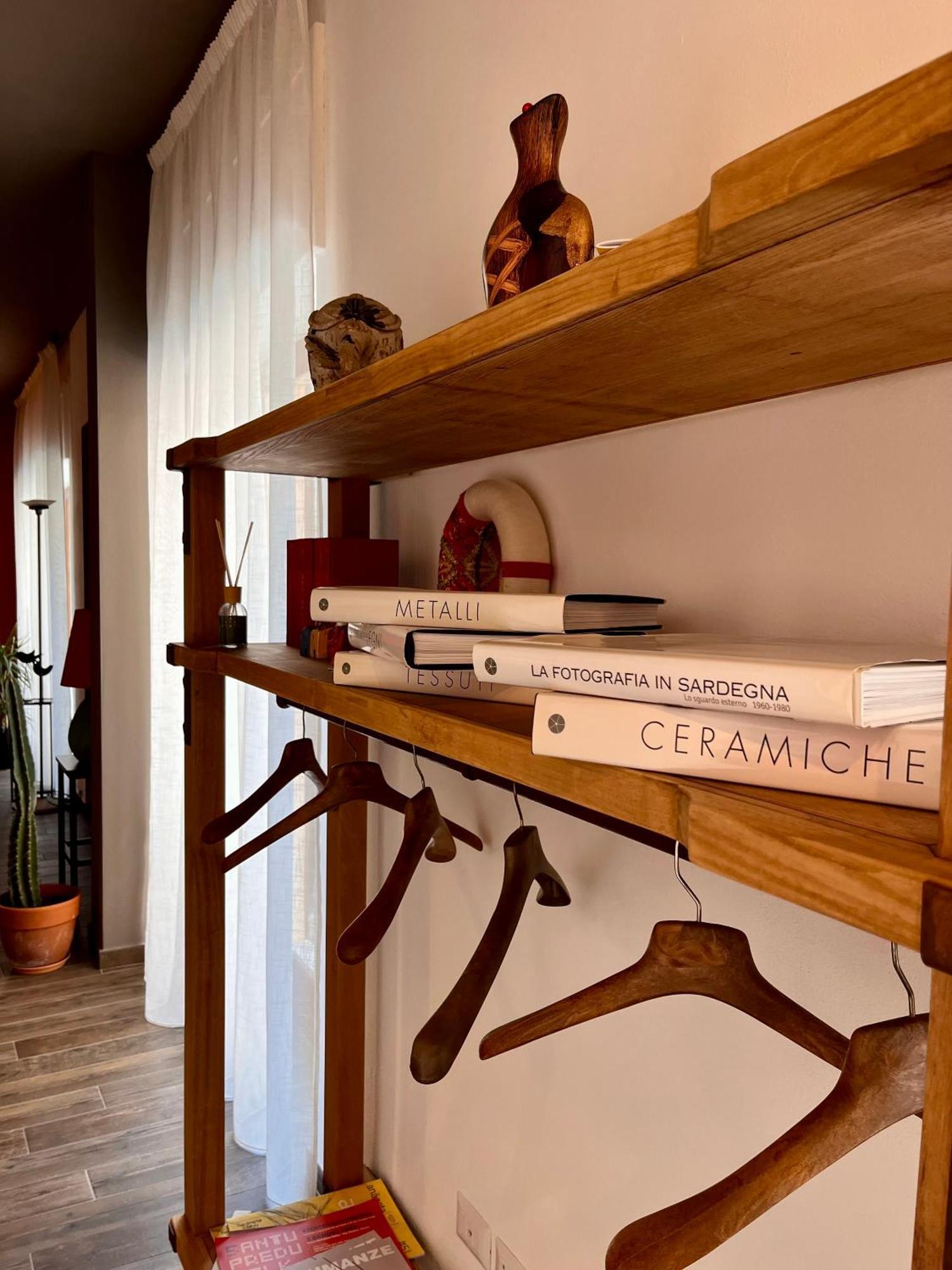 Carrales Guest House Nuoro  Zewnętrze zdjęcie