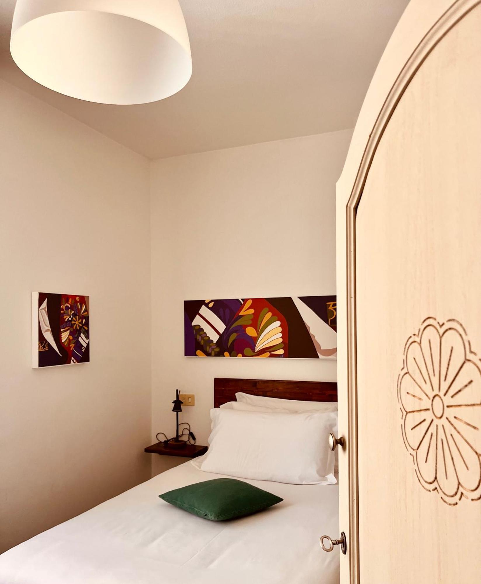 Carrales Guest House Nuoro  Zewnętrze zdjęcie