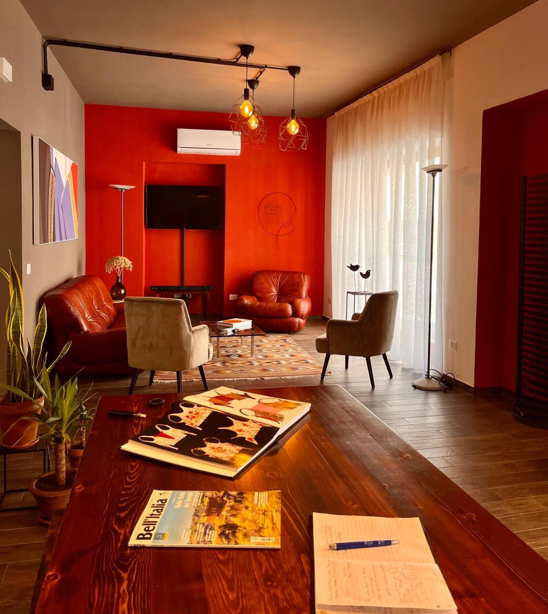 Carrales Guest House Nuoro  Zewnętrze zdjęcie